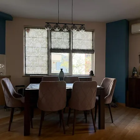 Spacious Modern Centre * Filibe