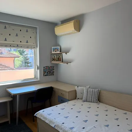 Spacious Modern Centre Daire *