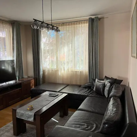 Spacious Modern Centre Daire Filibe
