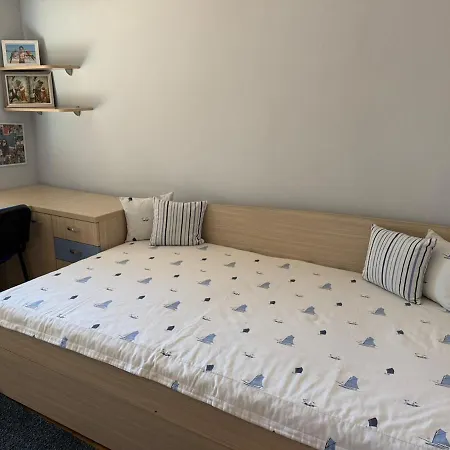 Spacious Modern Centre Daire *