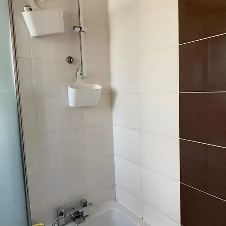 Daire Spacious Modern Centre
